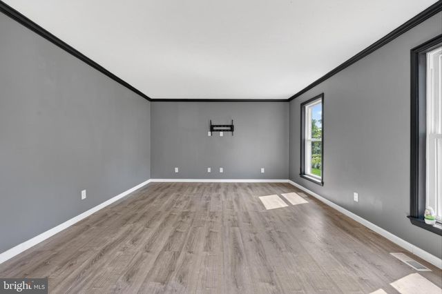 7 DEER TRACK LN, Newark, DE 19711