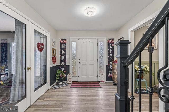 7 DEER TRACK LN, Newark, DE 19711