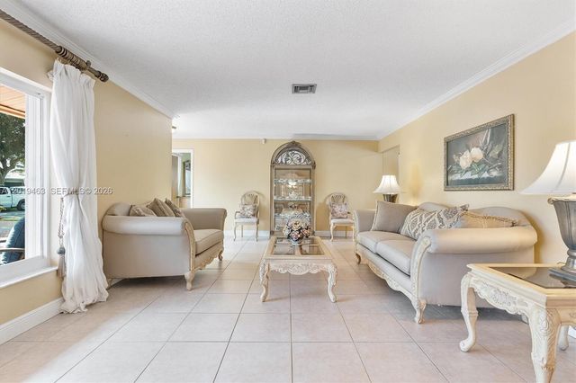 1730 NW 108th Ave, Pembroke Pines, FL 33026
