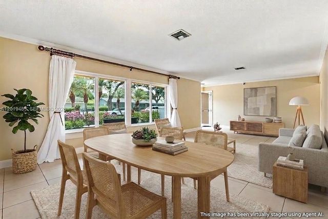1730 NW 108th Ave, Pembroke Pines, FL 33026