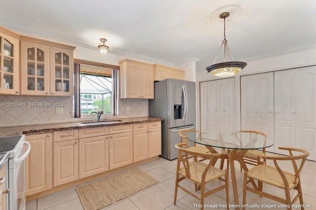 1730 NW 108th Ave, Pembroke Pines, FL 33026
