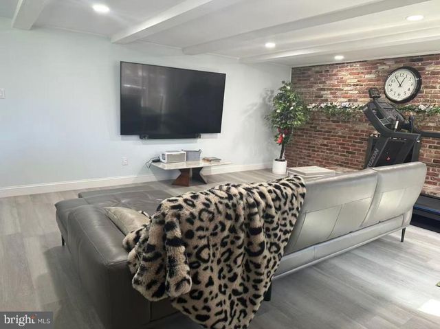 1913 BIRCHWOOD PARK DR N, Cherry Hill, NJ 08003