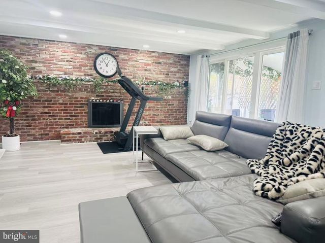 1913 BIRCHWOOD PARK DR N, Cherry Hill, NJ 08003