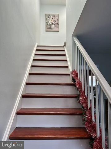 1913 BIRCHWOOD PARK DR N, Cherry Hill, NJ 08003