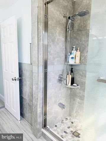 1913 BIRCHWOOD PARK DR N, Cherry Hill, NJ 08003