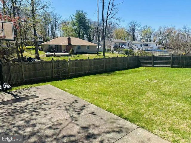 1913 BIRCHWOOD PARK DR N, Cherry Hill, NJ 08003