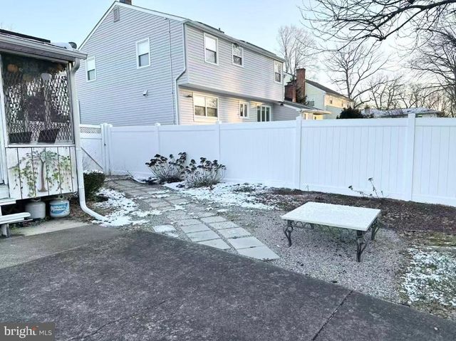 1913 BIRCHWOOD PARK DR N, Cherry Hill, NJ 08003