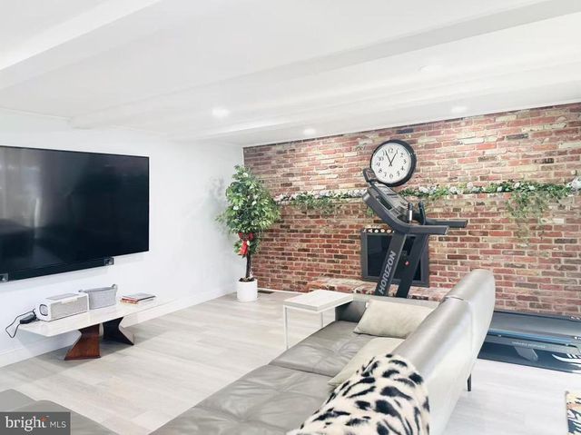 1913 BIRCHWOOD PARK DR N, Cherry Hill, NJ 08003