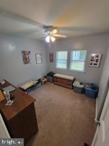 96 KENMAR DR, Newark, DE 19713