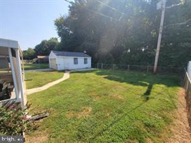 96 KENMAR DR, Newark, DE 19713