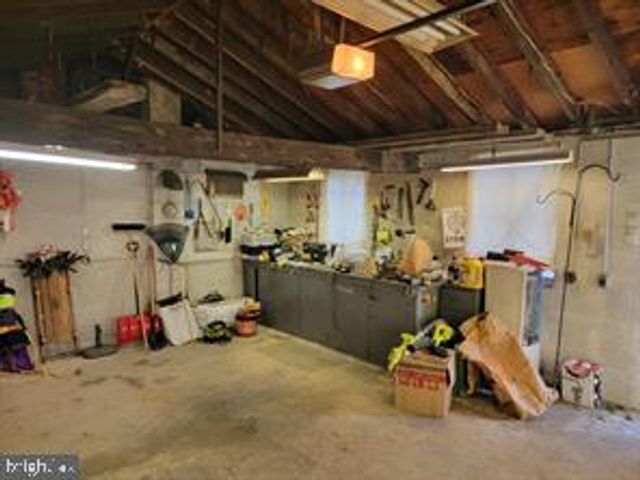 96 KENMAR DR, Newark, DE 19713