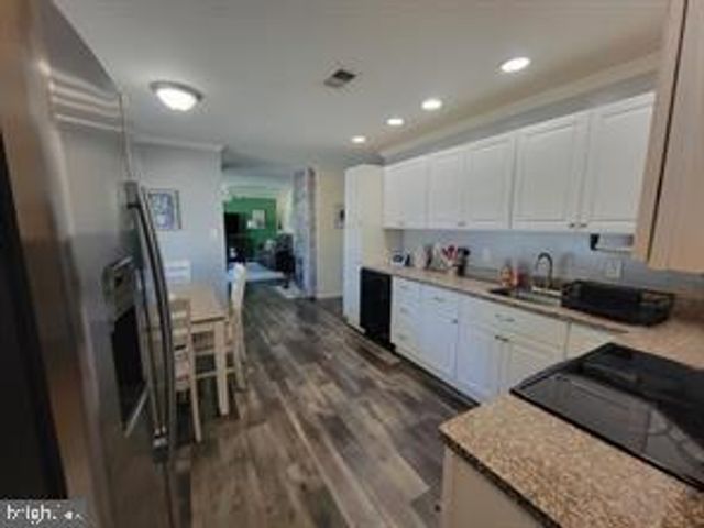 96 KENMAR DR, Newark, DE 19713