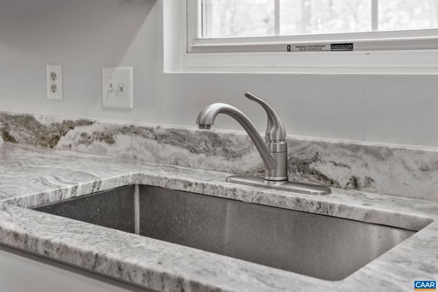 32 BROUGHAM RD, Palmyra, VA 22963