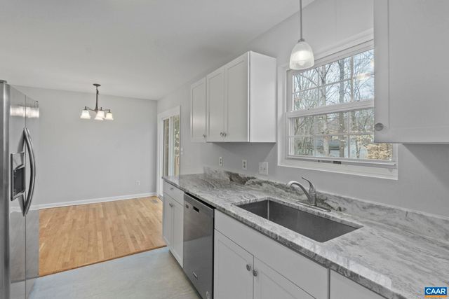 32 BROUGHAM RD, Palmyra, VA 22963