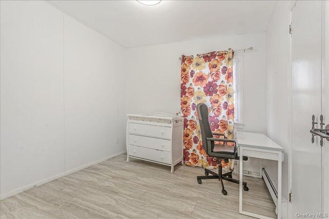 93 Searingtown Road, Albertson, NY 11507