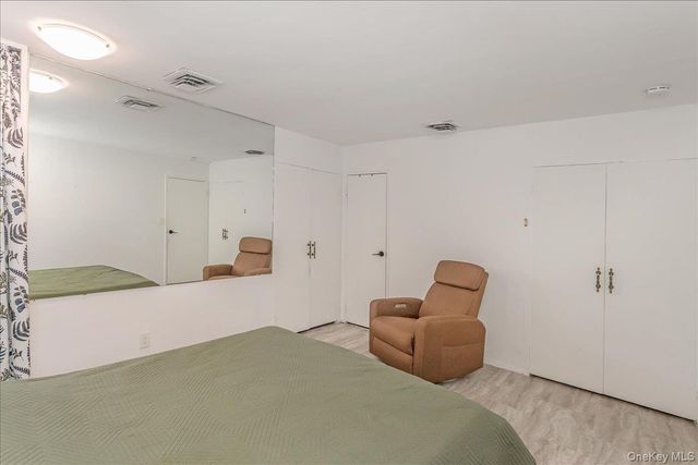 93 Searingtown Road, Albertson, NY 11507