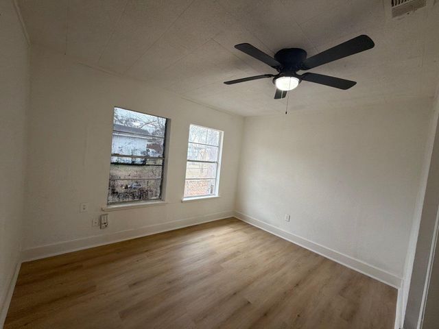 121 N Spooner Street, Pasadena, TX 77506