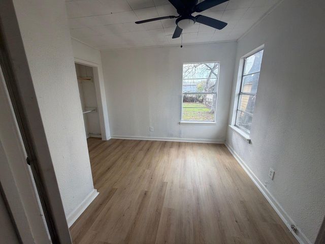 121 N Spooner Street, Pasadena, TX 77506