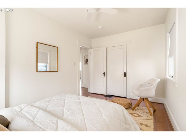 3215 Ne 63RD Ave, Portland, OR 97213