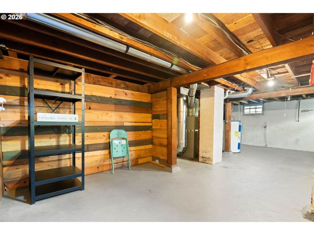 3215 Ne 63RD Ave, Portland, OR 97213