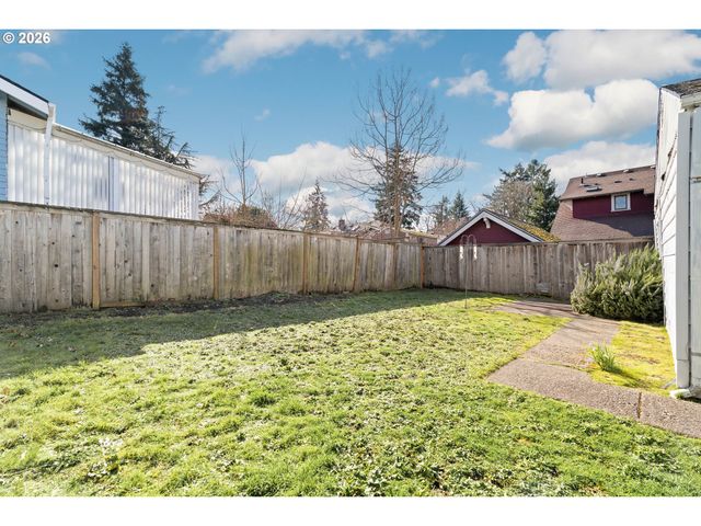 3215 Ne 63RD Ave, Portland, OR 97213
