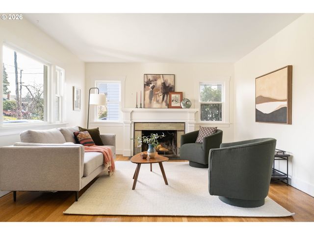 3215 Ne 63RD Ave, Portland, OR 97213