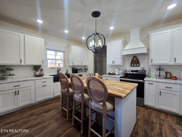 539 Old Beaty Pvt. Rd, Winfield, TN 37892