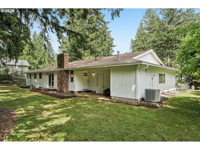 18995 S GRASLE Rd, Oregon City, OR 97045
