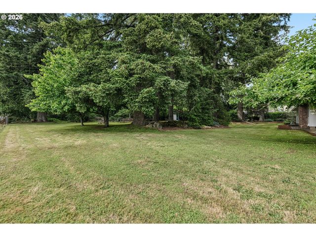 18995 S GRASLE Rd, Oregon City, OR 97045