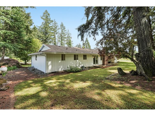 18995 S GRASLE Rd, Oregon City, OR 97045