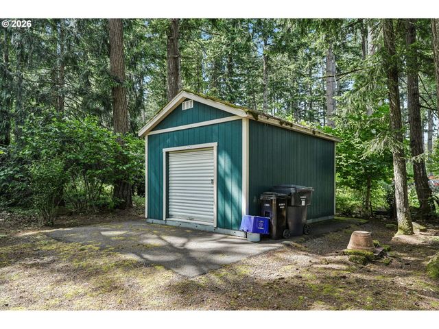 18995 S GRASLE Rd, Oregon City, OR 97045