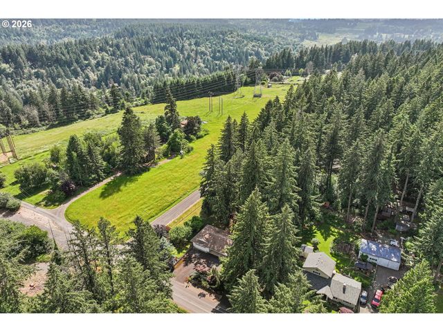 18995 S GRASLE Rd, Oregon City, OR 97045