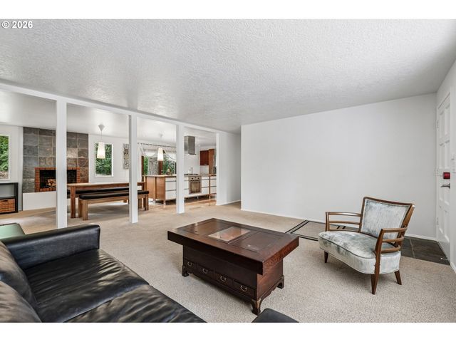 18995 S GRASLE Rd, Oregon City, OR 97045