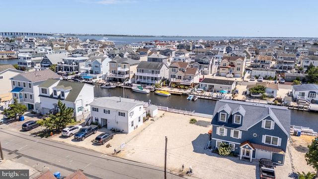 39 WEAVER DR, Manahawkin, NJ 08050