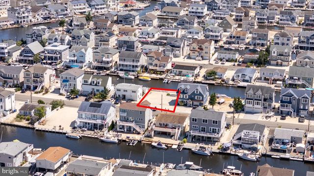 39 WEAVER DR, Manahawkin, NJ 08050