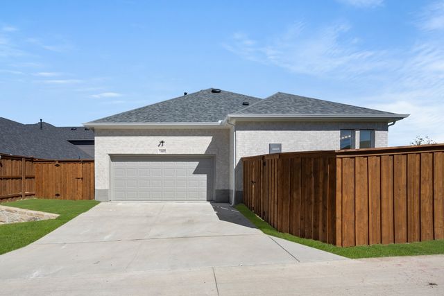 14465 Overlook Park Drive, Fort Worth, TX 76008