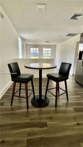 2701 NW 18th Ter A, Oakland Park, FL 33311