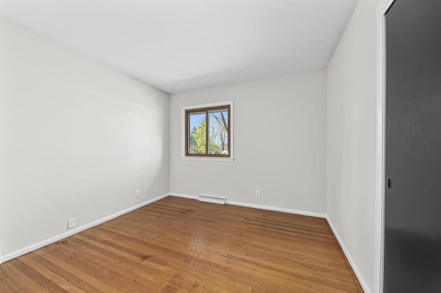 13002 N Phillip DRIVE, Mequon, WI 53097