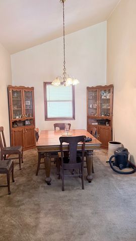 5260 New Cut Rd, Greenbrier, TN 37073