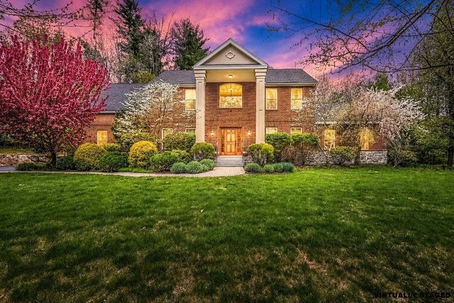 5 Millstone Terrace, Bedford, NH 03110