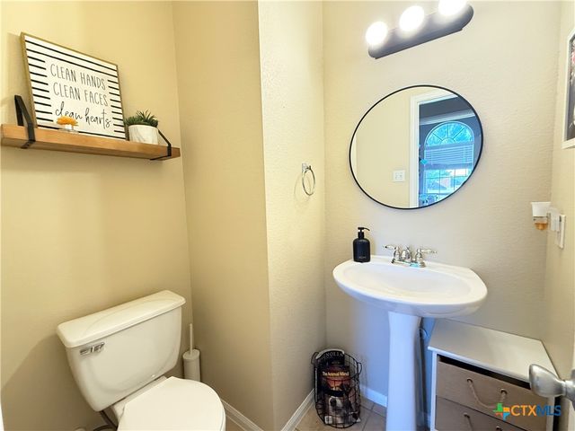 402 W Iowa Drive, Harker Heights, TX 76548