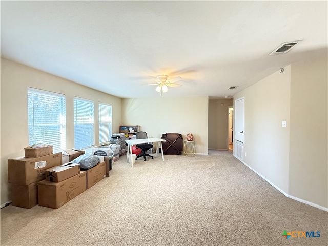 402 W Iowa Drive, Harker Heights, TX 76548