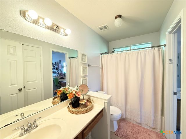 402 W Iowa Drive, Harker Heights, TX 76548