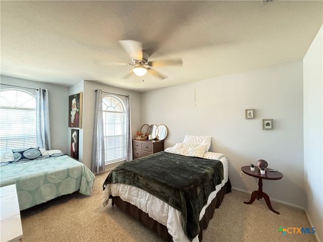 402 W Iowa Drive, Harker Heights, TX 76548