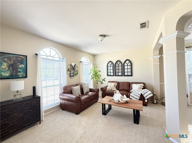 402 W Iowa Drive, Harker Heights, TX 76548