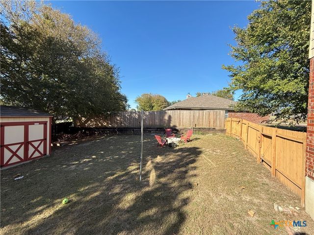 402 W Iowa Drive, Harker Heights, TX 76548