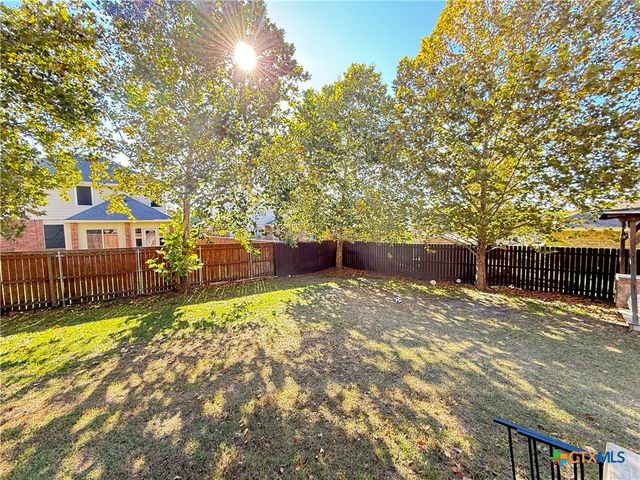 402 W Iowa Drive, Harker Heights, TX 76548