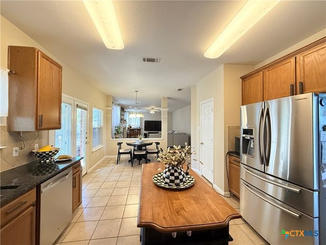 402 W Iowa Drive, Harker Heights, TX 76548