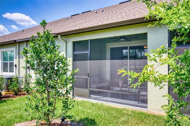 6736 RIPPLE POND LOOP, Zephyrhills, FL 33541