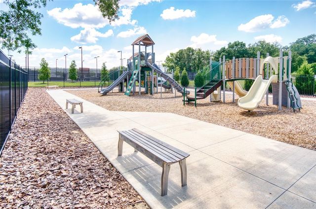 6736 RIPPLE POND LOOP, Zephyrhills, FL 33541